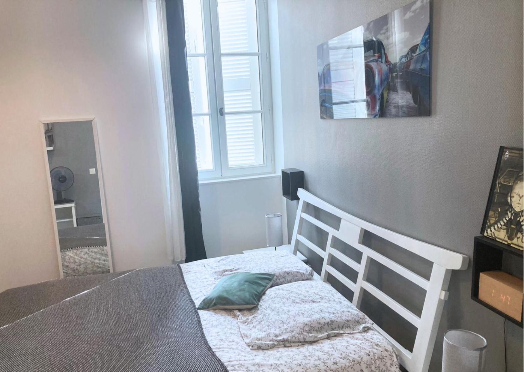 Le Petit Nid Douillet De Jeje Apartment Bayonne Luaran gambar
